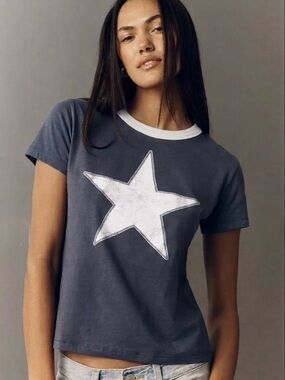 ⭐ Anthropologie Letluv Distressed Star Ringer Graphic Tee Navy XXS ⭐
